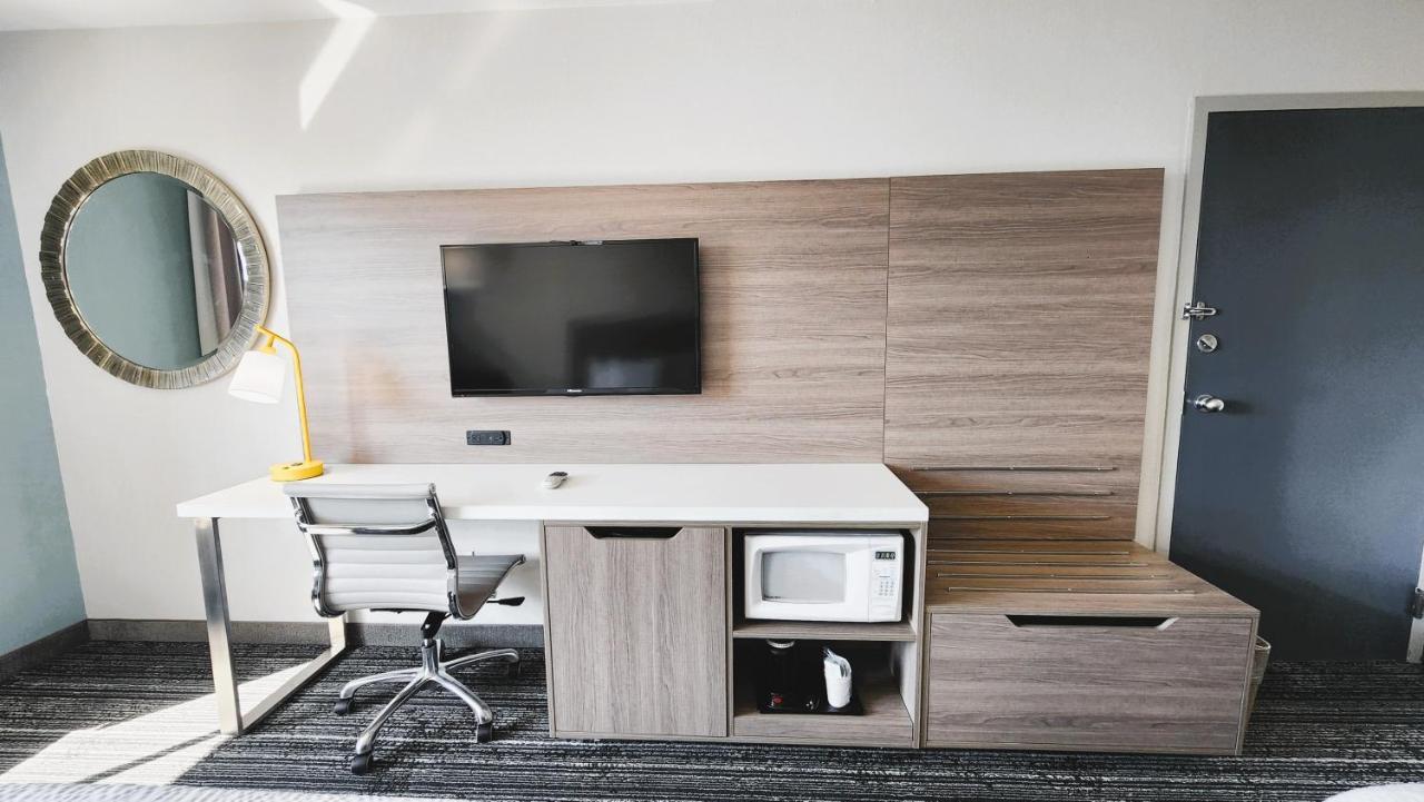 Americas Best Value Inn & Suites-Foley Dış mekan fotoğraf